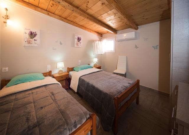 Efi Apartments Agios Gordios  Exterior foto