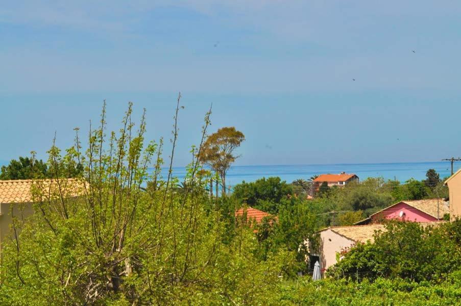Efi Apartments Agios Gordios  Exterior foto