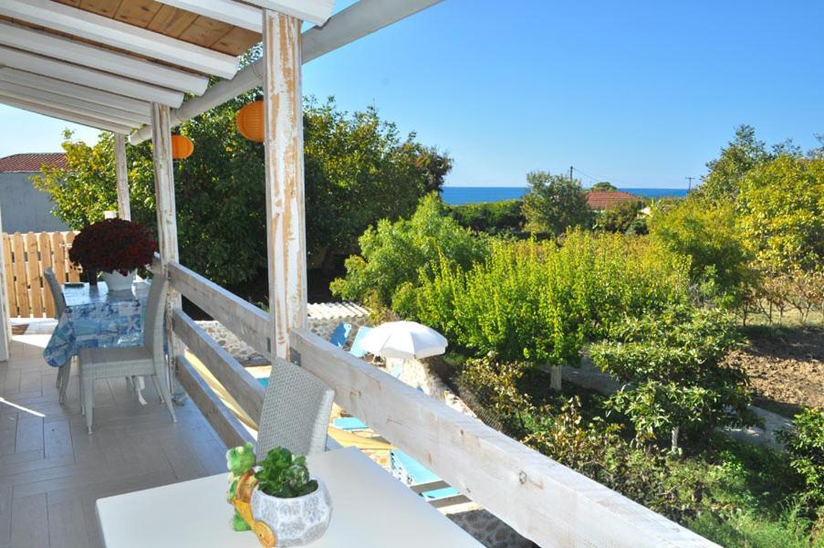 Efi Apartments Agios Gordios  Exterior foto
