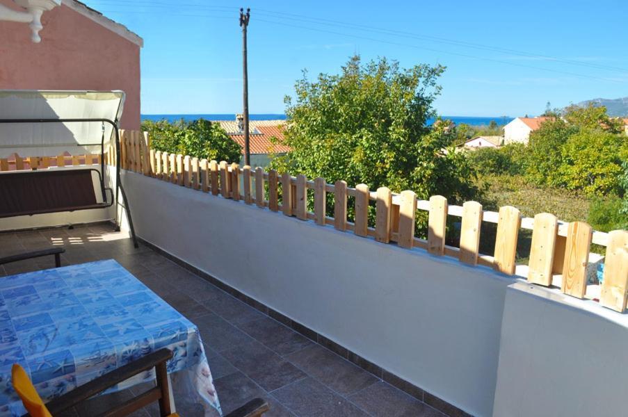 Efi Apartments Agios Gordios  Exterior foto